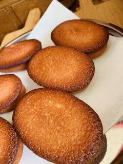 発酵バターたっぷりフィナンシェ焼く予定です！