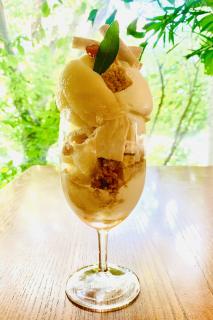 桃パフェは魅惑らしい〜